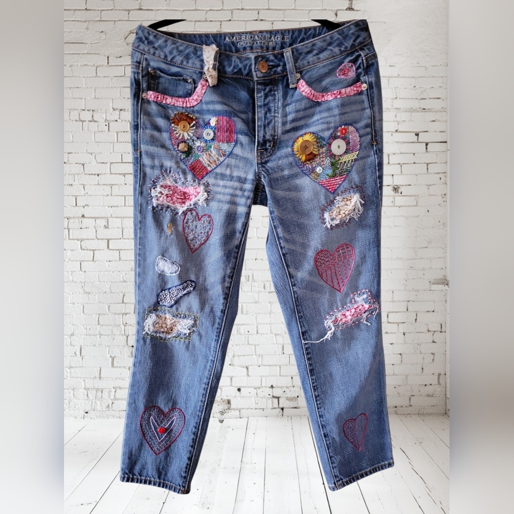 HAND CRAFTED Jeans UPCYCLED Blue Denim Patchwork Hearts Applique Ankle Size 6